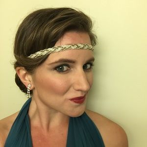 Meet your Posher, Maura